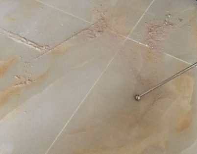 商水瓷砖空鼓维修公司分享粘合剂选择不当在瓷砖铺贴过程中可能导致以下问题